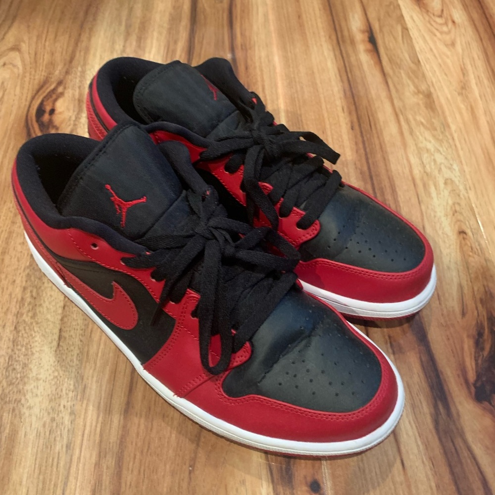 Mens shoes
